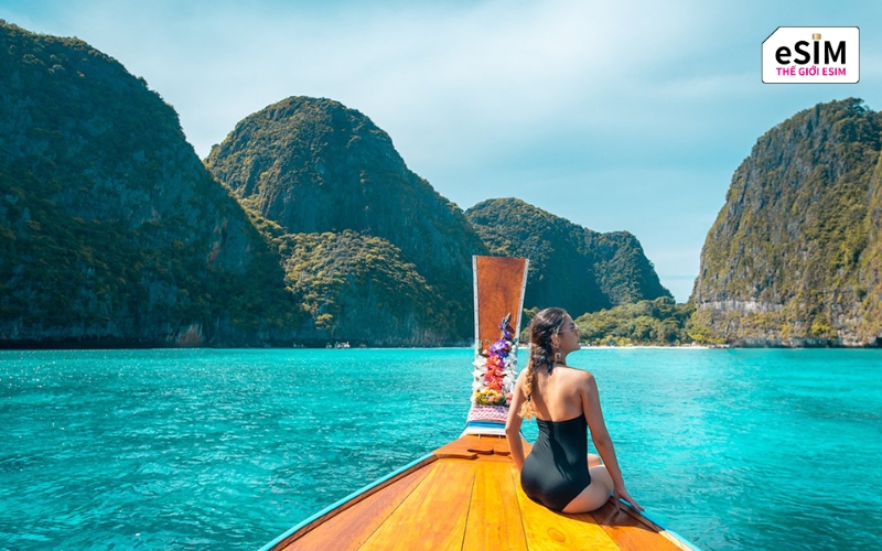 Tour Phuket dịp lễ 30/4 lý tưởng cho nghỉ dưỡng biển sang trọng, thư giãn.